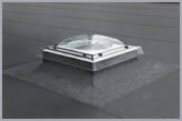 Flat roof sun tunnels